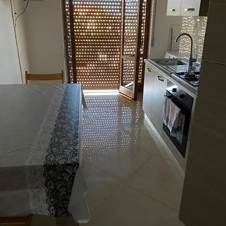 Casa Vacanza, 200 M Dal Mare *